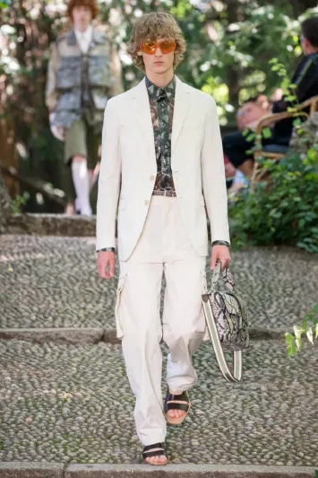 أزياء ربيع وصيف 2020... فجر جديد لأناقة الرجل 