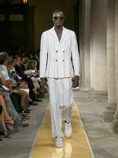 مجموعة Maìn من Giorgio Armani