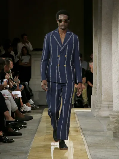 مجموعة Maìn من Giorgio Armani