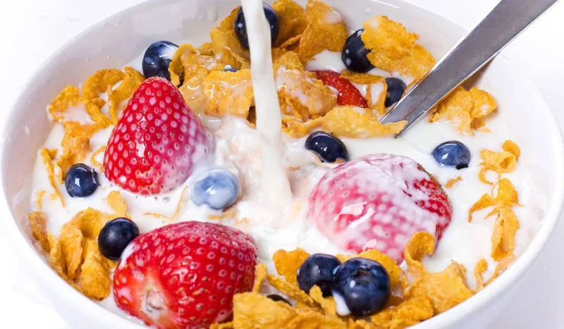 لمحبي رجيم الكورن فليكس.. اتبعوا هذا النصائح ليكون فعالا في حرق الدهون