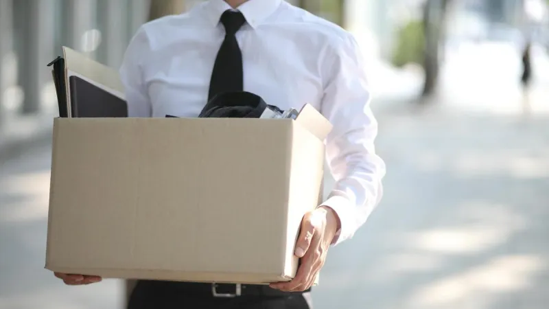 فقدان وظيفتنا يُشبه فقدان أنفسنا.. كيف تتكيف مع خسارتك لعملك؟