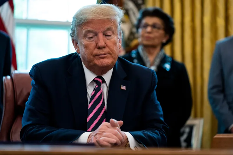 مدح نفسه آلاف المرات .. كلمات ترامب خلال أزمة كورونا تكشف خبايا شخصيته!