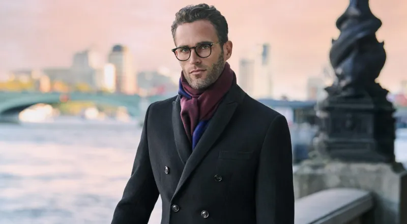 دليلك الكامل لاختيار معاطف وسترات مناسبة تجعلك أكثر جاذبية