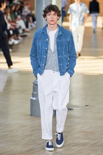 أزياء الرجل لربيع 2020... ألوان زاهية وراحة قبل كل شيء 