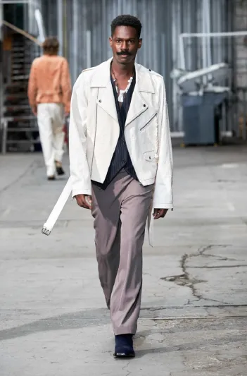 أزياء الرجل لربيع 2020... ألوان زاهية وراحة قبل كل شيء 