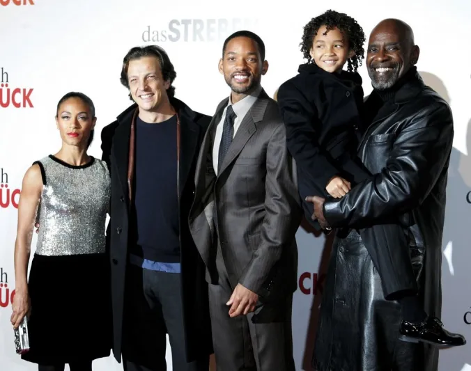 كريس غاردنر.. من النوم في الشارع إلى جني الملايين والشهرة