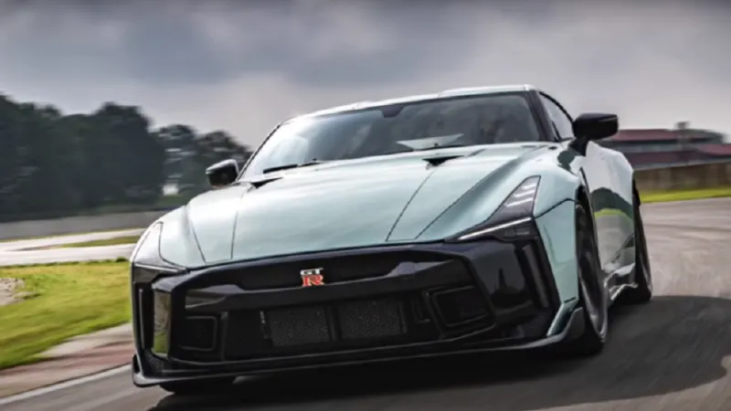 تعرف على أحدث سيارات نيسان الرياضية الجديدة «فيديو»