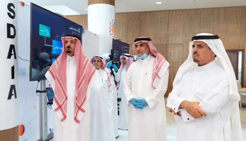 قصة أطباء سعوديين يقودون غمار المواجهة أمام كورونا في المملكة 