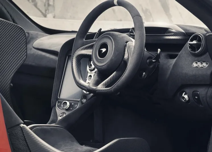 ماكلارين 765LT لعام 2021 .. أخف وزناً وأكثر قوة 