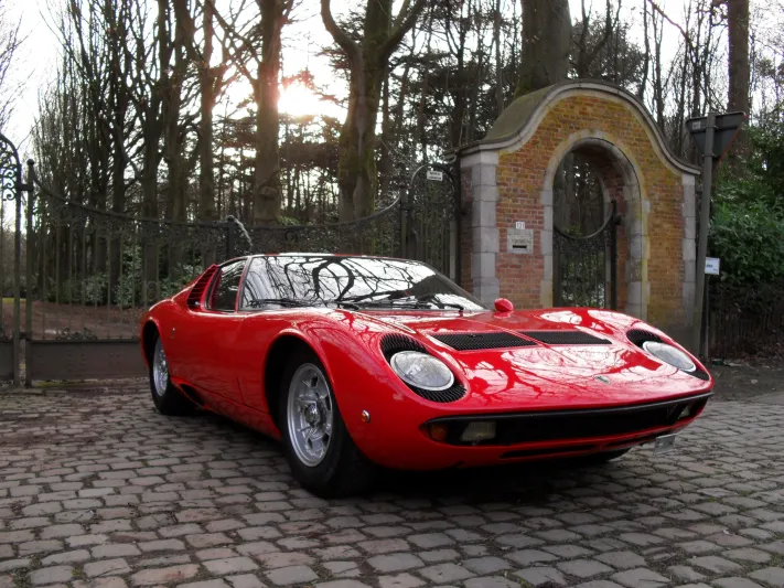 بقيمة 2 مليون دولار.. بيع 8 سيارات لامبورجيني نادرة في مزاد إلكتروني