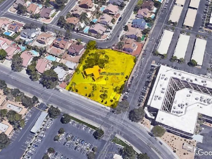 أسفله عالم سري..منزل صغير للبيع مقابل 18 مليون دولار!