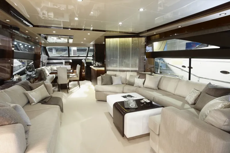 للهروب والعزلة من "كورونا": الأثرياء يلجأون إلى يخوتهم الفاخرة