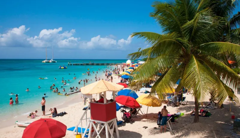 قائمة أكثر أسواق السياحة تضررًا بجائحة كورونا..بينهما دولتان عربيتان