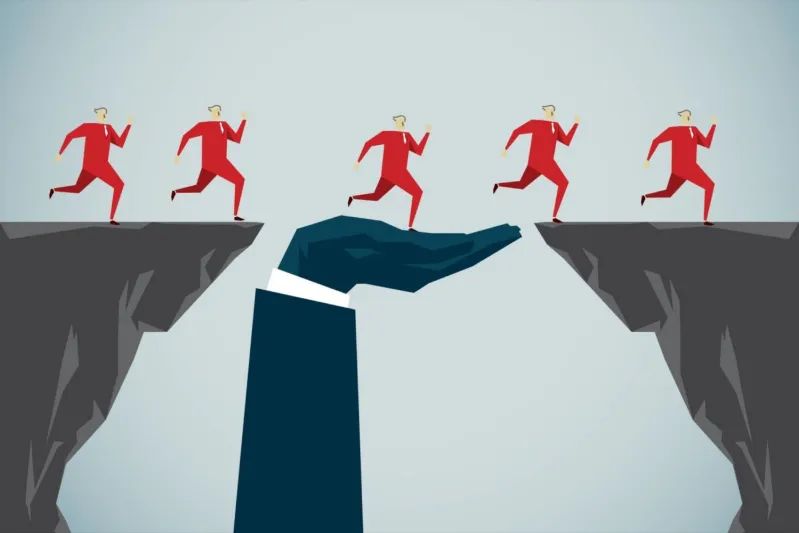 ما هي القيادة الخادمة؟ وكيف تقود الشركات نحو القمة؟