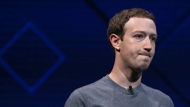 لماذا هدد «مارك زوكربيرج» هذه الفئة بالطرد من الفيسبوك؟