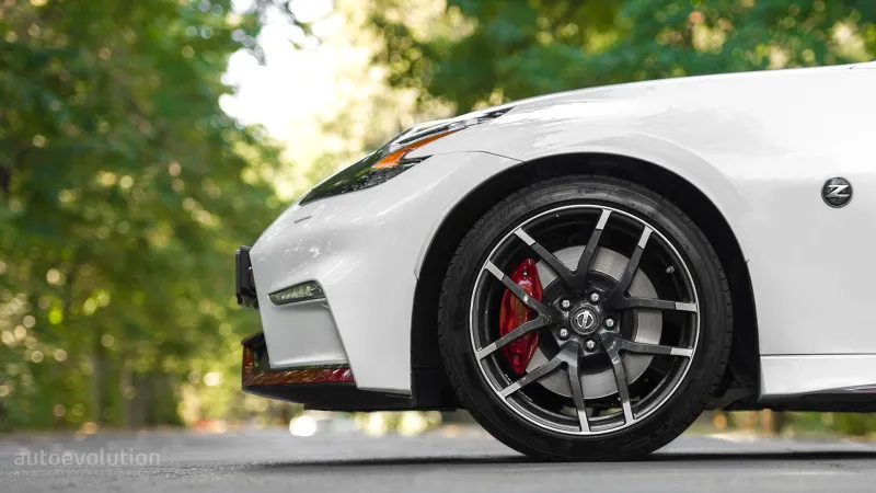 يعرضك للخطر...احذر فقدان هذا الجزء الصغير من سيارتك