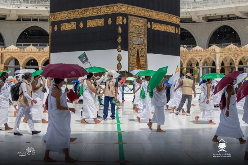كيف أدى الحجاج طواف القدوم في ظل الإجراءات الاحترازية؟ «فيديو»