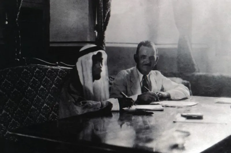 قصر خزام .. الشاهد التاريخي على الاتفاقيات والمعاهدات التي بدّلت ملامح المملكة 