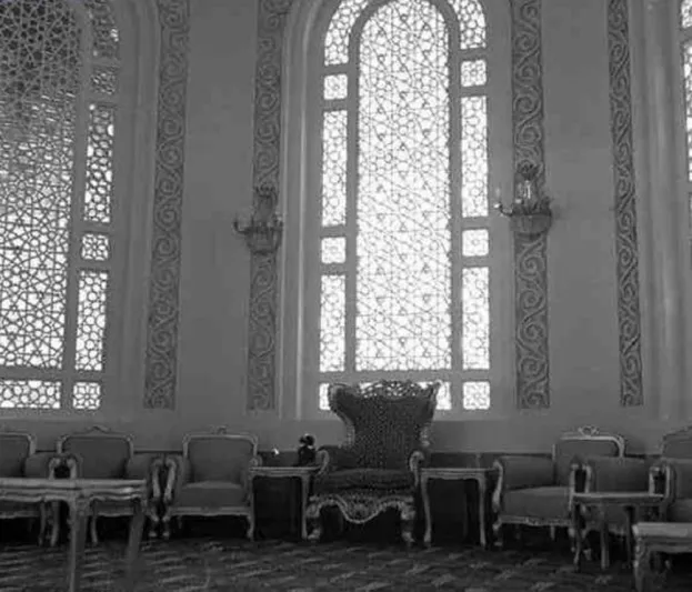 قصر خزام .. الشاهد التاريخي على الاتفاقيات والمعاهدات التي بدّلت ملامح المملكة 