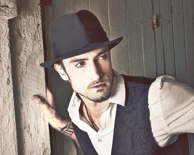 القبّعات عبر التاريخ: من رمز للثراء إلى الثورة والتمرد  