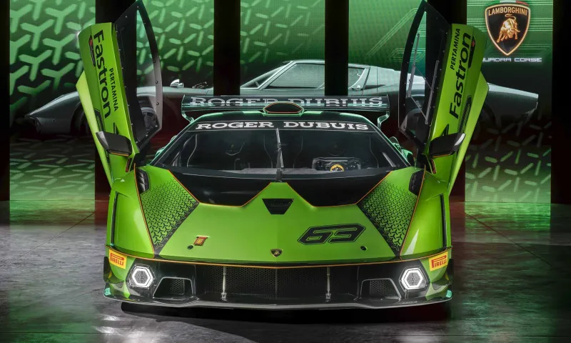 بنسخ محدودة وبقوة 830 حصان . لامبورغيني تكشف عن أسطورة رياضية جديدة (فيديو)