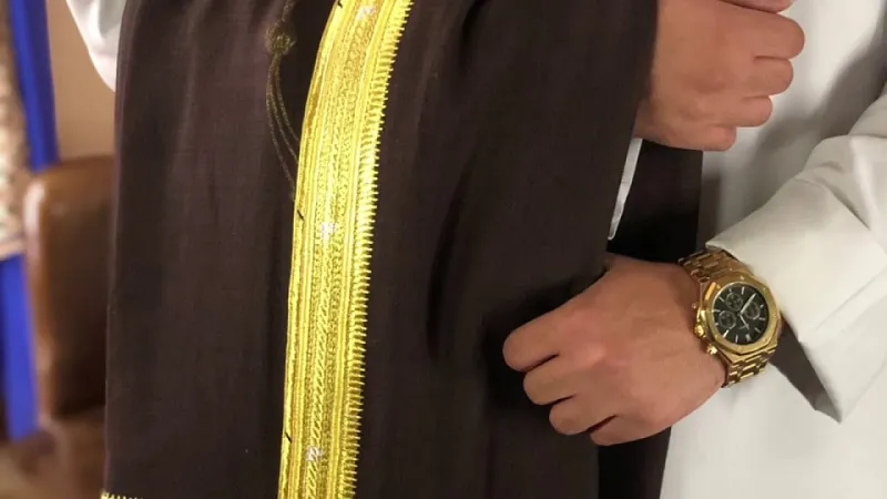 صناعة البشوت.. حرفة الأجداد الصامدة التى تتوارثها الأجيال 