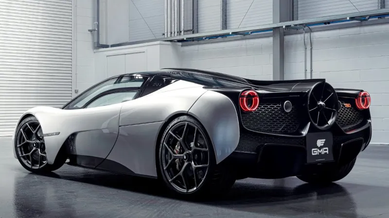 مزودة بمروحة لتبريد السيارة..T.50 الخارقة صاحبة 3 ملايين دولار (فيديو)