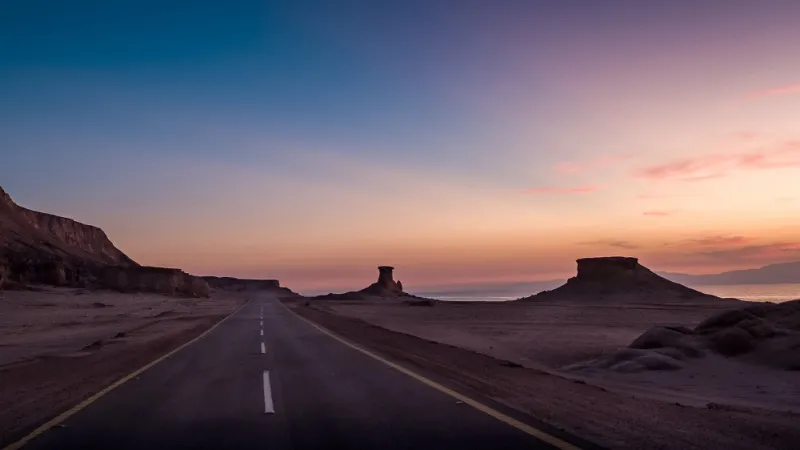 بعد وصول خادم الحرمين للاستجمام..لقطات خلابة من طبيعة «نيوم» الساحرة «صور»