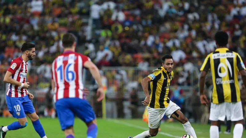 شاهد| قصة اشتباك اللاعب كهربا مع إداري الاتفاق.. وهكذا تعامل الأمن 