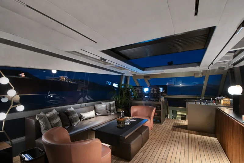 يخت مازو 82..فندق فاخر عائم على الماء بطول 24.5 مترًا (فيديو)