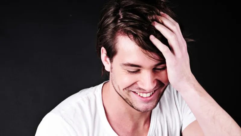 نصائح قبل صبغ الشعر لإطلالة جذابة خالية من الشيب