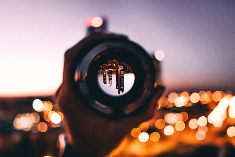 ما الذي تتطلبه إعادة تشكيل المهارات في القطاعات والشركات؟ 