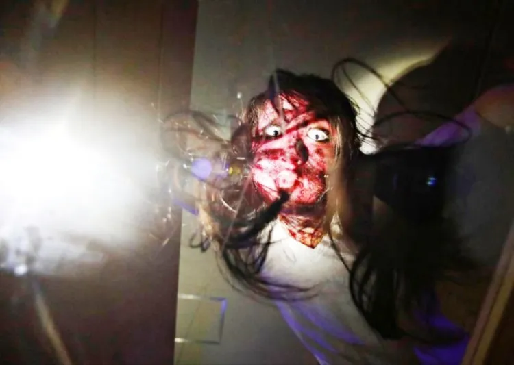  الدفن في التابوت المرعب..أحدث طريقة للتخلص من التوتر في اليابان (فيديو)