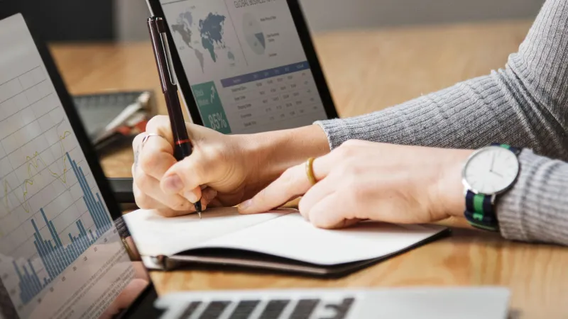 8 خطوات لتحقيق النجاح في مشروعك التجاري.. نصائح قابلة للتنفيذ