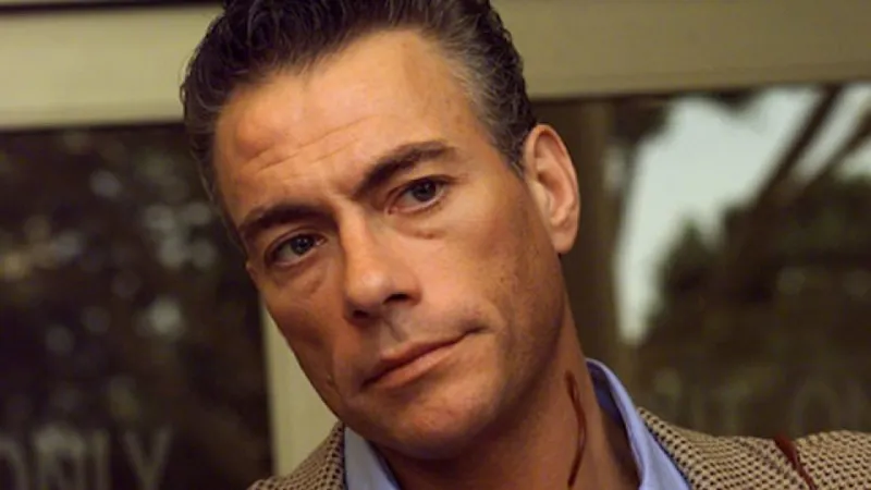 شاهد |فان دام يرقص في فيديو كليب أخرجته ابنته 