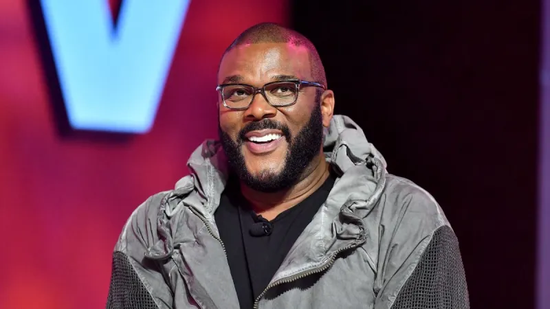 كيف تحول "تايلر بيري " من شاب فقير إلى أحدث ملياردير في هوليوود؟