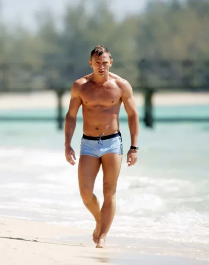 شورت السباحة الفاخر: هذه  قصة صعوده وشهرته !