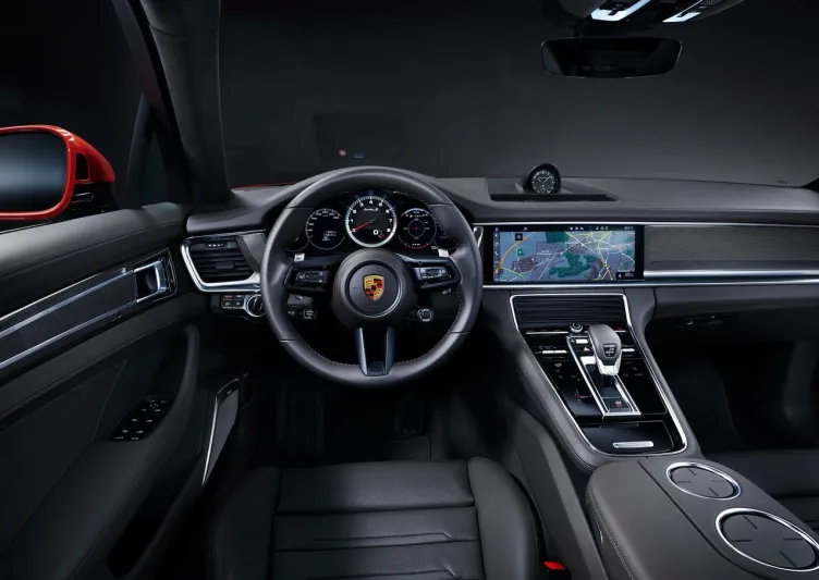 سيارة بورش باناميرا Turbo S لعام 2021