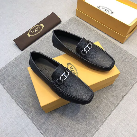 دليل الرجل الأنيق لماركات الأحذية الفاخرة الرائدة حالياً