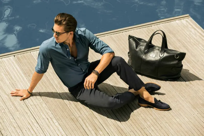 القميص وأناقة السهل الممتنع: هكذا تتألق في كل الأوقات