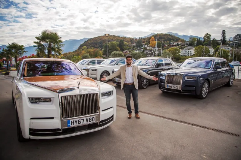 صهيب شعشاعة من البورصة البريطانيّة إلى عالم السّيّارات والسّوشيال ميديا