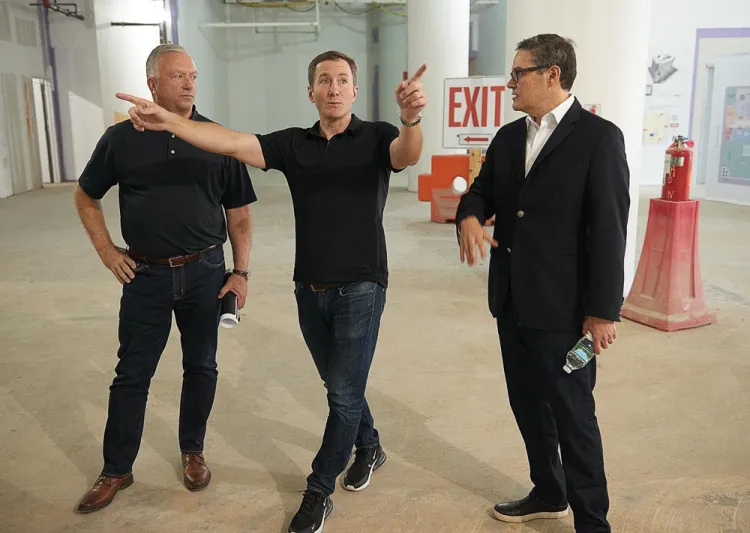 دروس من رحلة جون فولي المذهلة.. الرجل الذي عمل في كل المجالات 