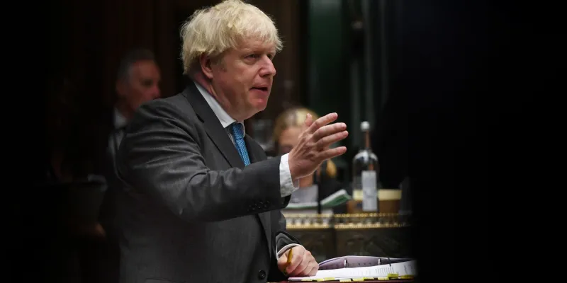  جونسون عاجزعن تحمل نفقات طفله بعد تخفيض راتبه..كم يتقاضى؟