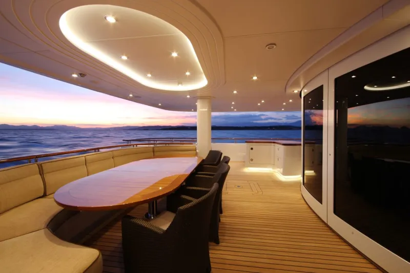 "Solemates" سوبر يخت فاخر من "Heesen" الهولندية