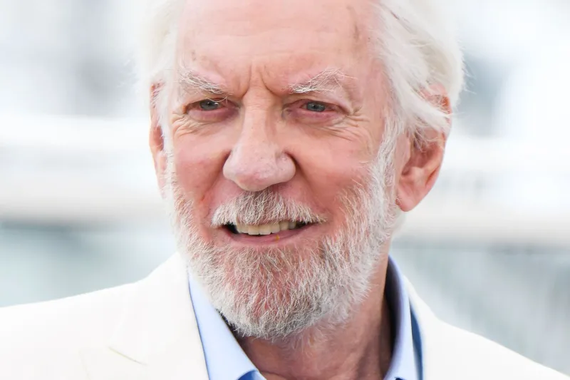  صور|من الشلل لفقدان السمع ..مشاهير تحدوا الإعاقة وصلوا للعالمية