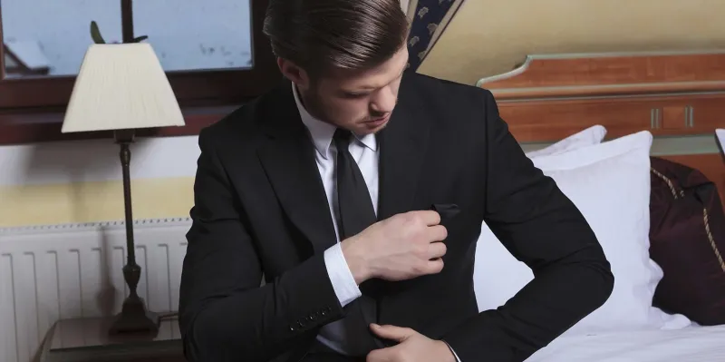 أجمل موديلات بدلة توكسيدو.. لإطلالة عصرية وأنيقة   