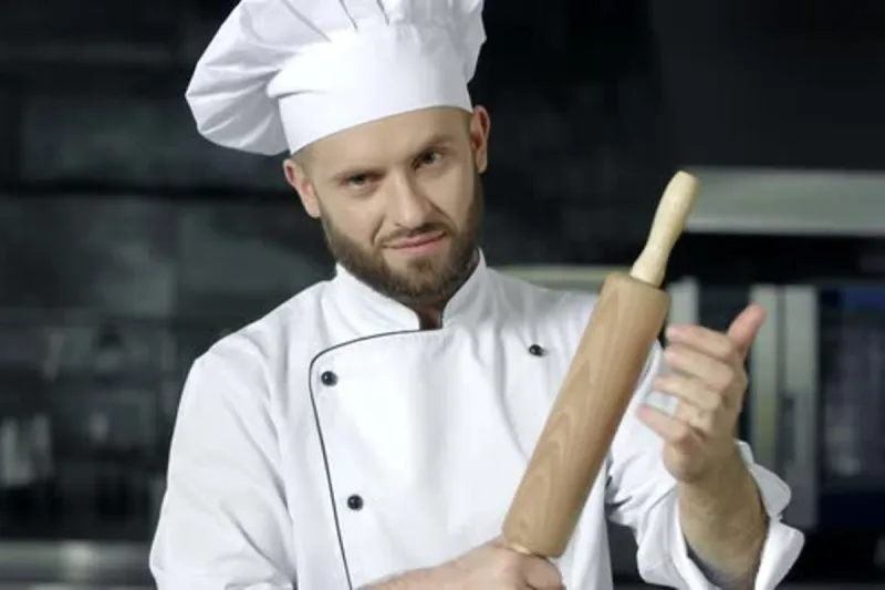 لماذا يحظى الشيف الرجل بشعبية ونجاح أكبر مقارنة بالمرأة؟