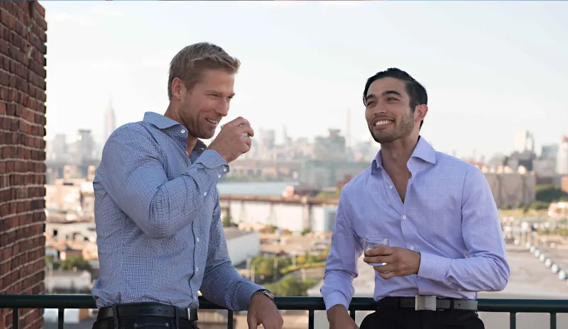 ملابس شباب كلاسيك خريفية.. اختر ما يناسب طلتك