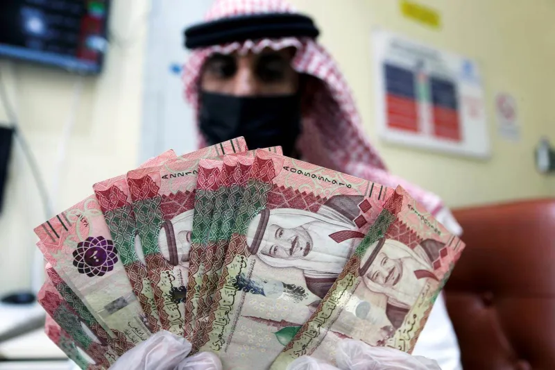 أطول مما تعتقد..كم يعيش فيروس كورونا على النقود؟ 