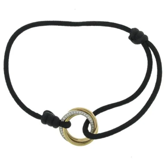 أناقتك تبدأ من معصمك.. أفخم ماركات الأساور الرجالية 2021